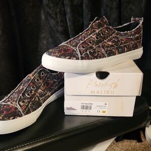 Malibu Black Canvas Slip-On Shoes